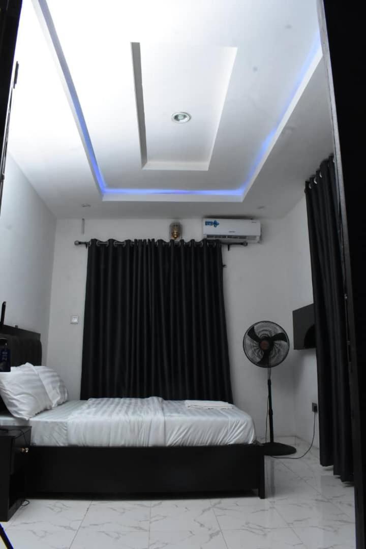 Mc Rica Hotel Ikorodu المظهر الخارجي الصورة