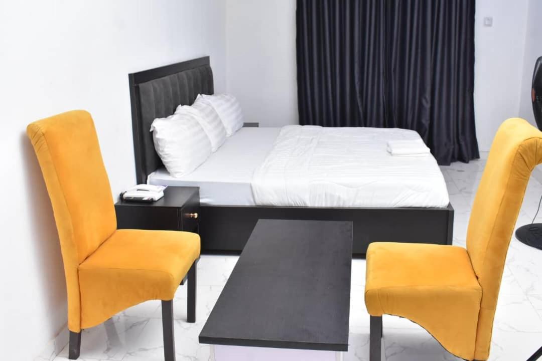 Mc Rica Hotel Ikorodu المظهر الخارجي الصورة